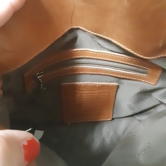 Coach Small Bucket Handbag - Picture 4 of 10